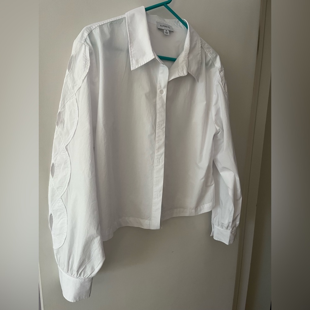 DONATING SOON, LAST CHANCE Evereve White Button Down-Cotton-Like New